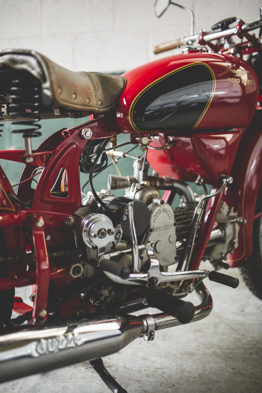 1953 Moto Guzzi Airone Sport 250 cm3  No reserve