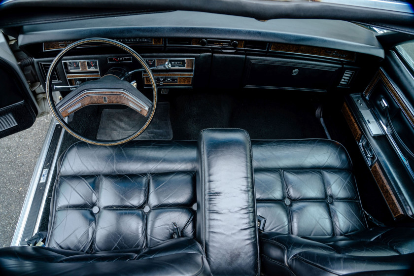 1975 Lincoln Continental Town Car  No reserve