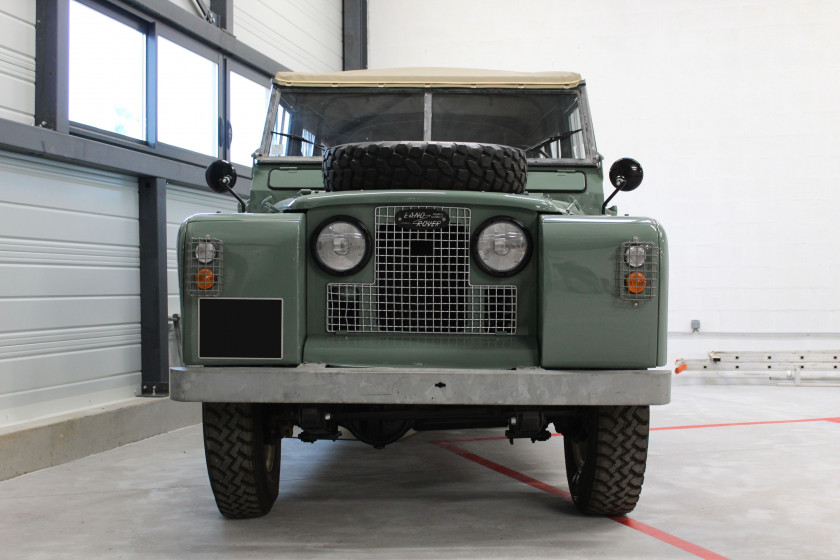 1963 Land Rover Series IIA 109 (LWB) Pick-Up bâché  No reserve