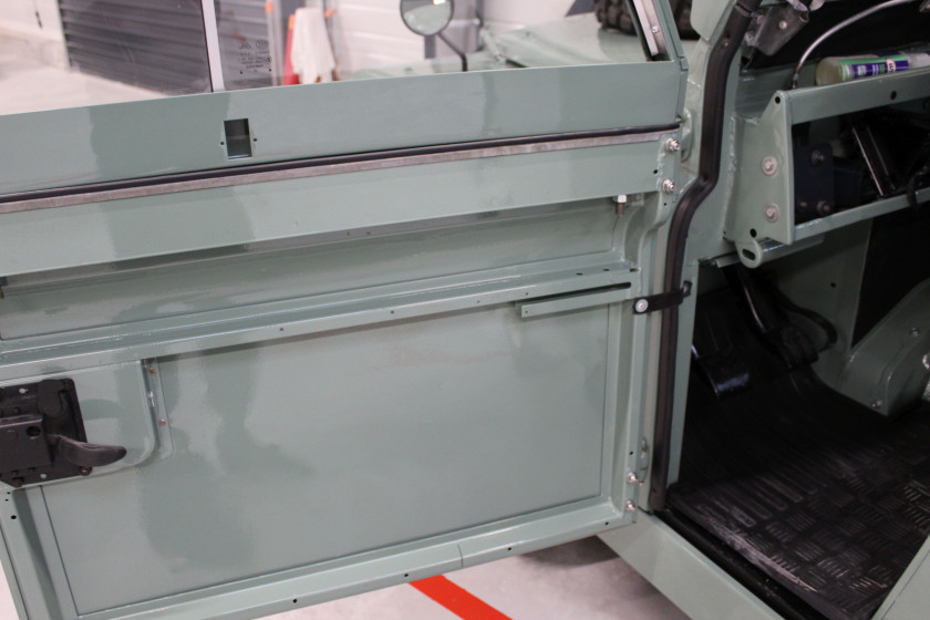 1963 Land Rover Series IIA 109 (LWB) Pick-Up bâché  No reserve