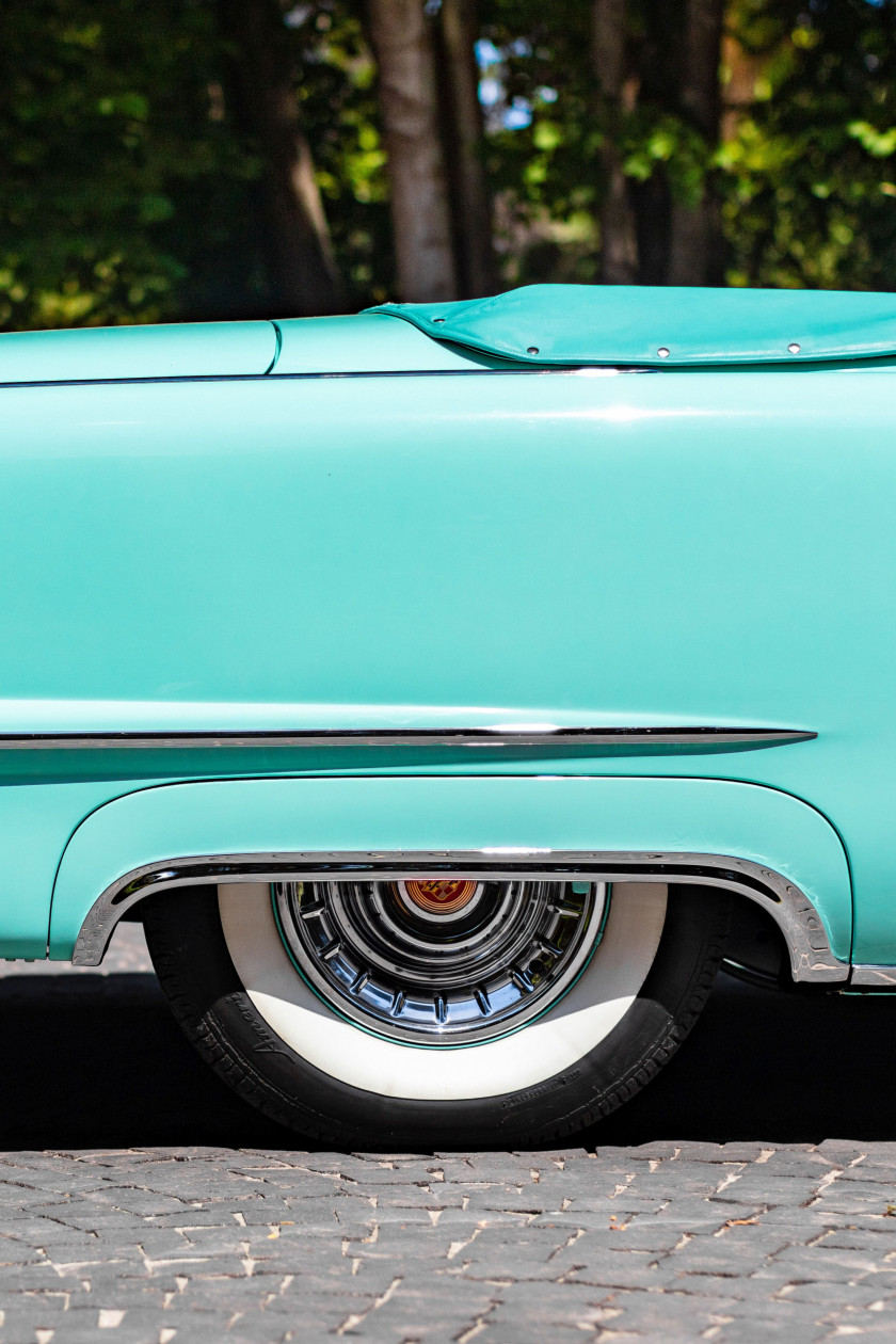 1956 Cadillac Series 62 cabriolet