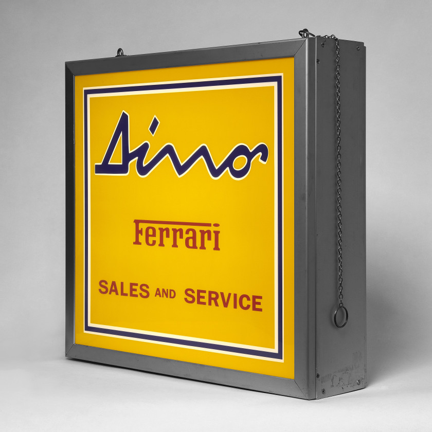 DINO FERRARI SALES AND SERVICE  Enseigne lumineuse