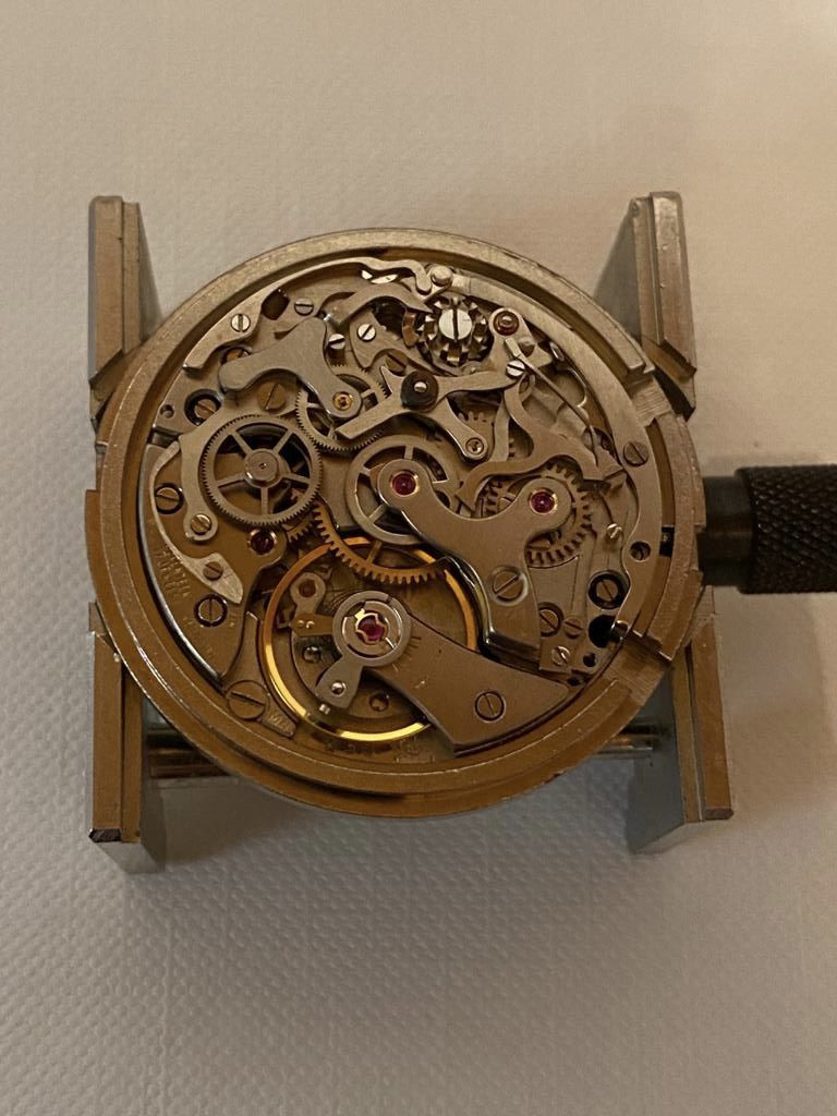 HEUER  "Luftforsvaret", ref. 1550SG, n° S/N 6584 / 72