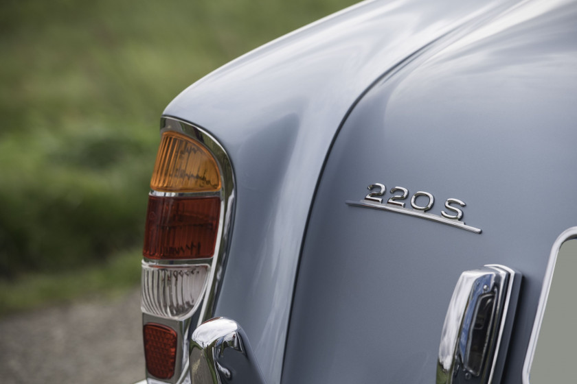 1957 Mercedes-Benz 220 S cabriolet