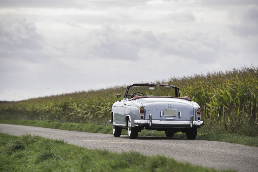 1957 Mercedes-Benz 220 S cabriolet