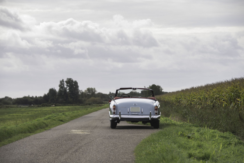 1957 Mercedes-Benz 220 S cabriolet