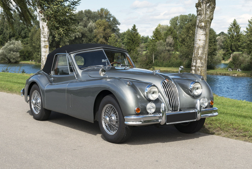 1955 Jaguar XK140 SE DHC