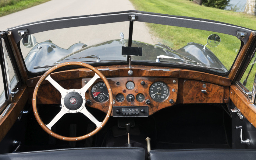 1955 Jaguar XK140 SE DHC