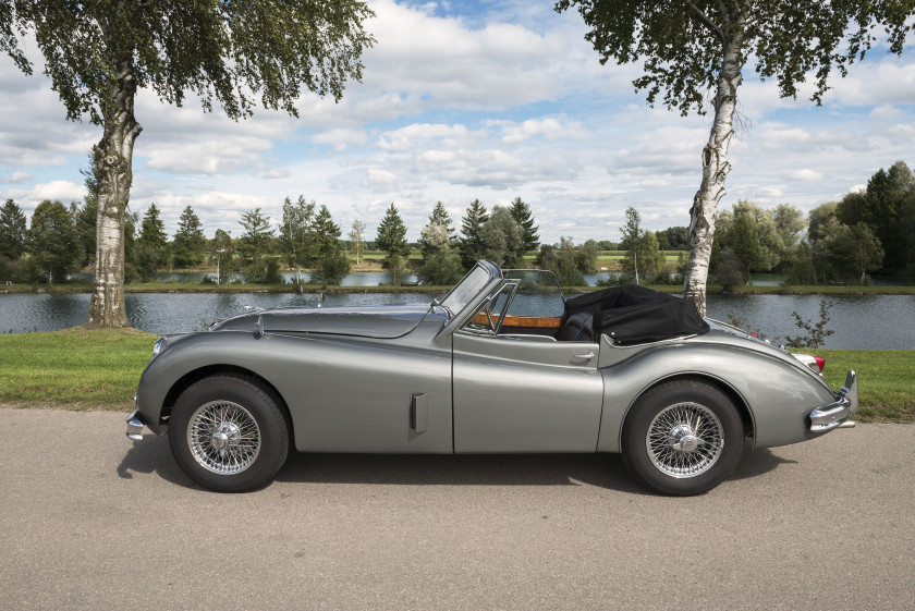 1955 Jaguar XK140 SE DHC