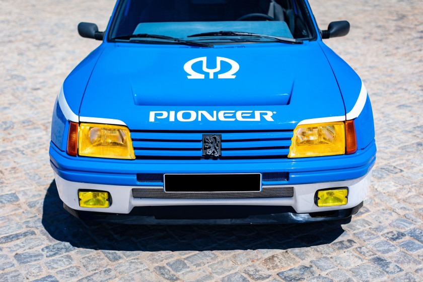 1985 Peugeot 205 Turbo 16
