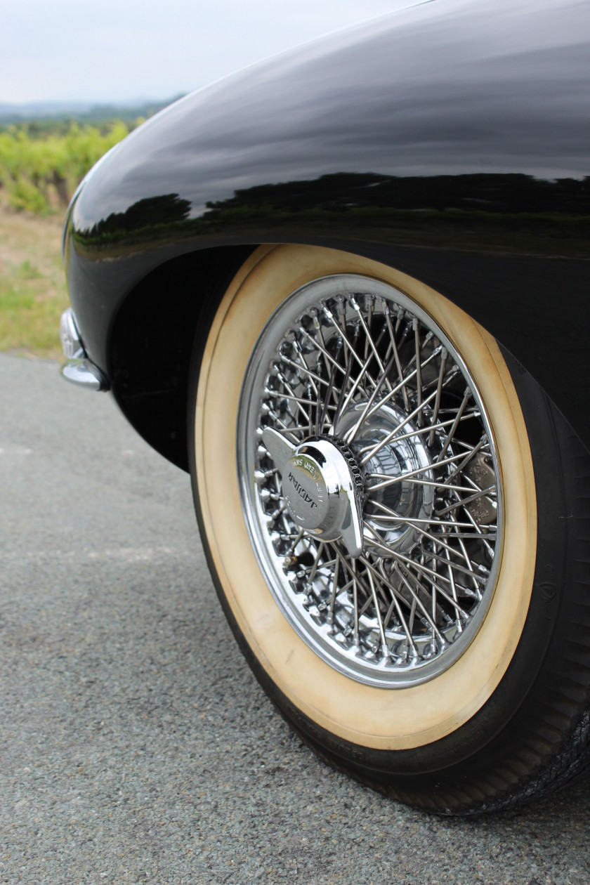 1962 Jaguar Type E 3.8L Roadster Plancher Plat