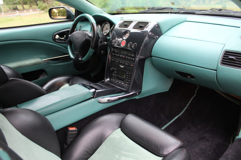 2001 Aston Martin V12 Vanquish