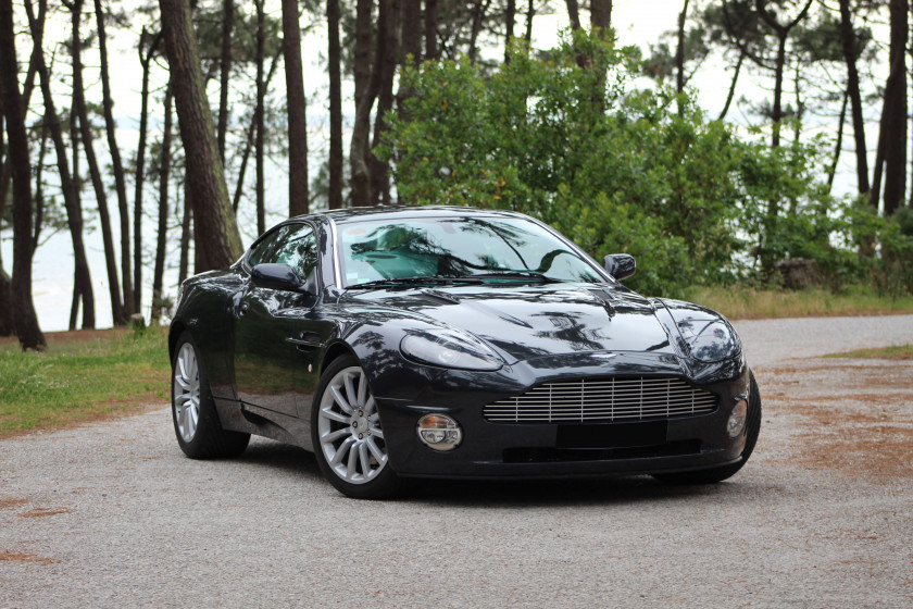 2001 Aston Martin V12 Vanquish