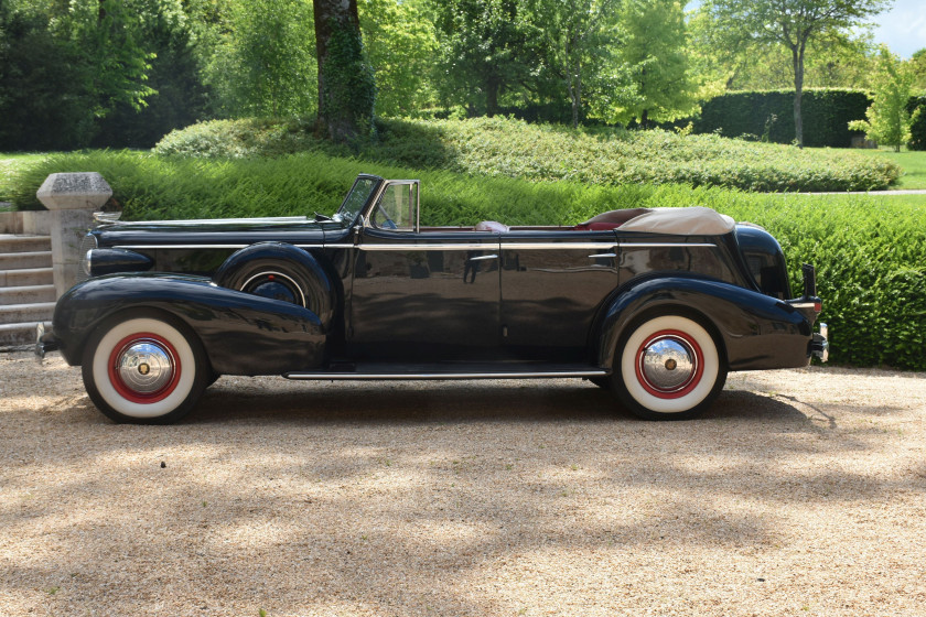 1937 Cadillac Series 70 Fleetwood Convertible Sedan