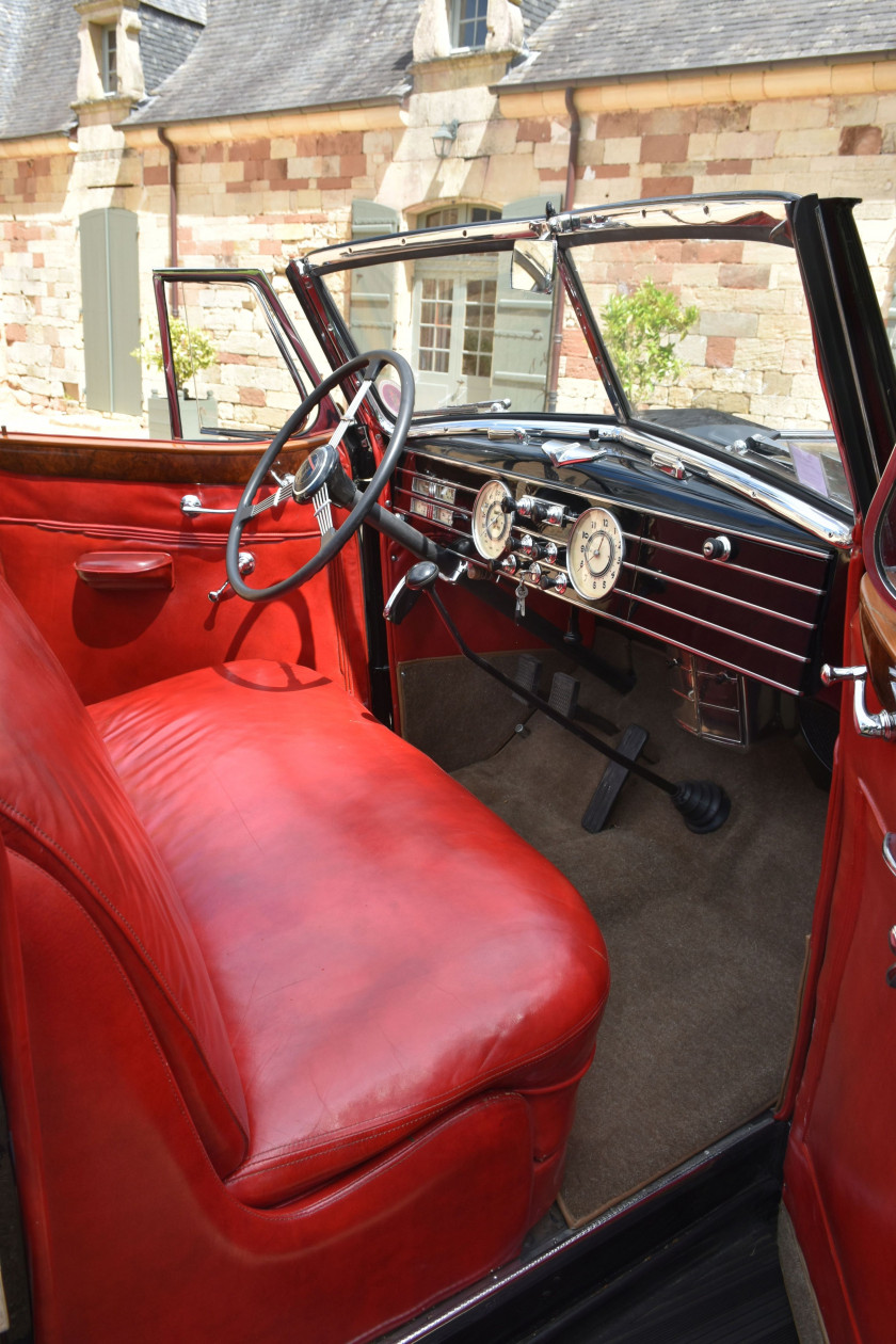 1937 Cadillac Series 70 Fleetwood Convertible Sedan