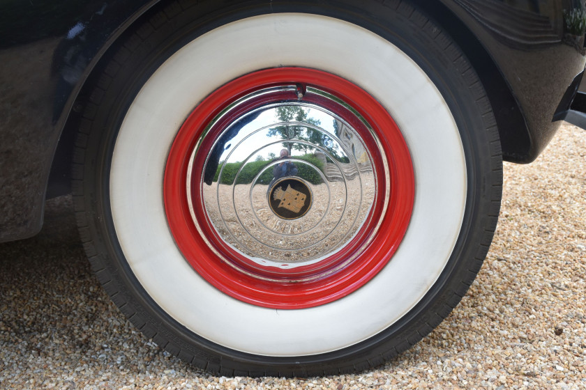 1937 Cadillac Series 70 Fleetwood Convertible Sedan