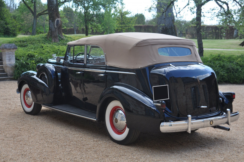 1937 Cadillac Series 70 Fleetwood Convertible Sedan