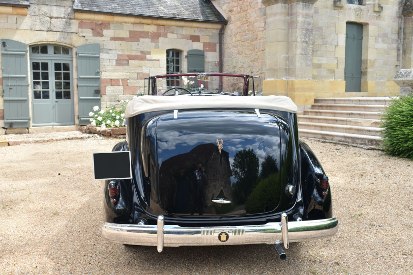 1937 Cadillac Series 70 Fleetwood Convertible Sedan