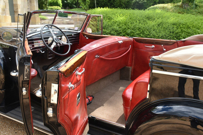 1937 Cadillac Series 70 Fleetwood Convertible Sedan