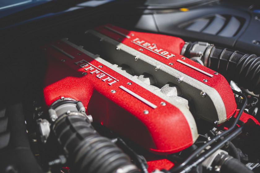 2014 Ferrari FF "Extracompenario"