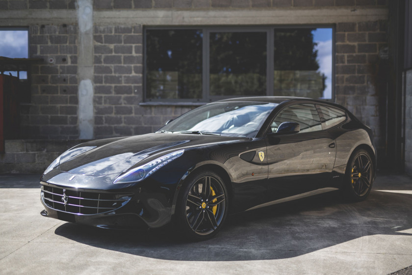 2014 Ferrari FF "Extracompenario"