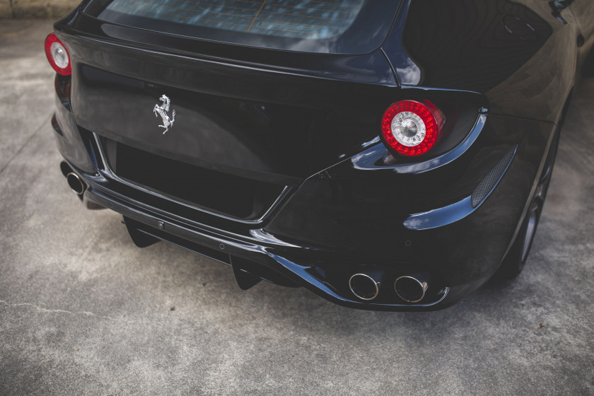 2014 Ferrari FF "Extracompenario"