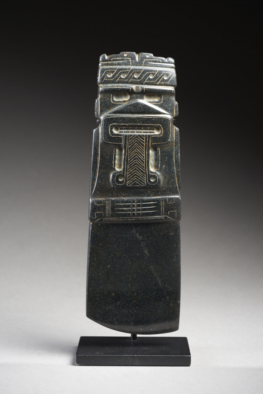 PENDENTIF PECTORAL ANTHROPOMORHE, DIEU-HACHE Culture Nicoya 1-500 ap. J.-C.