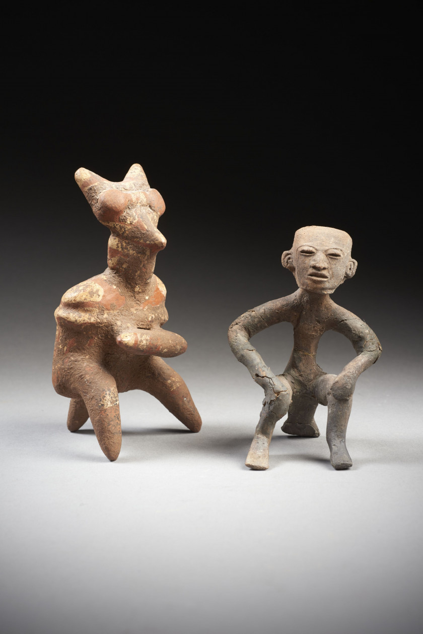 DEUX STATUETTES ANTHROPOMORPHES