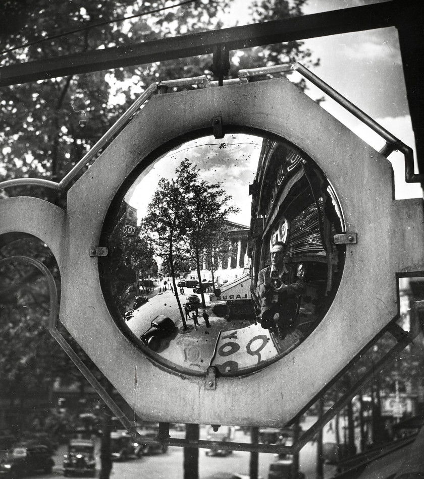 Willy RONIS 1910 - 2009 Autoportrait - Paris, 1948 Épreuve argentique d'époque