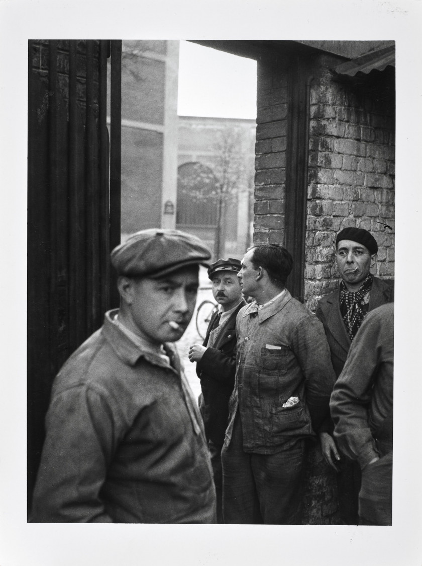 Willy RONIS 1910 - 2009 Grève Citroën-Javel, 1938 - La syndicaliste Rose Zehner - Ouvriers - Cantine Quatre épreuves argentiques (c....