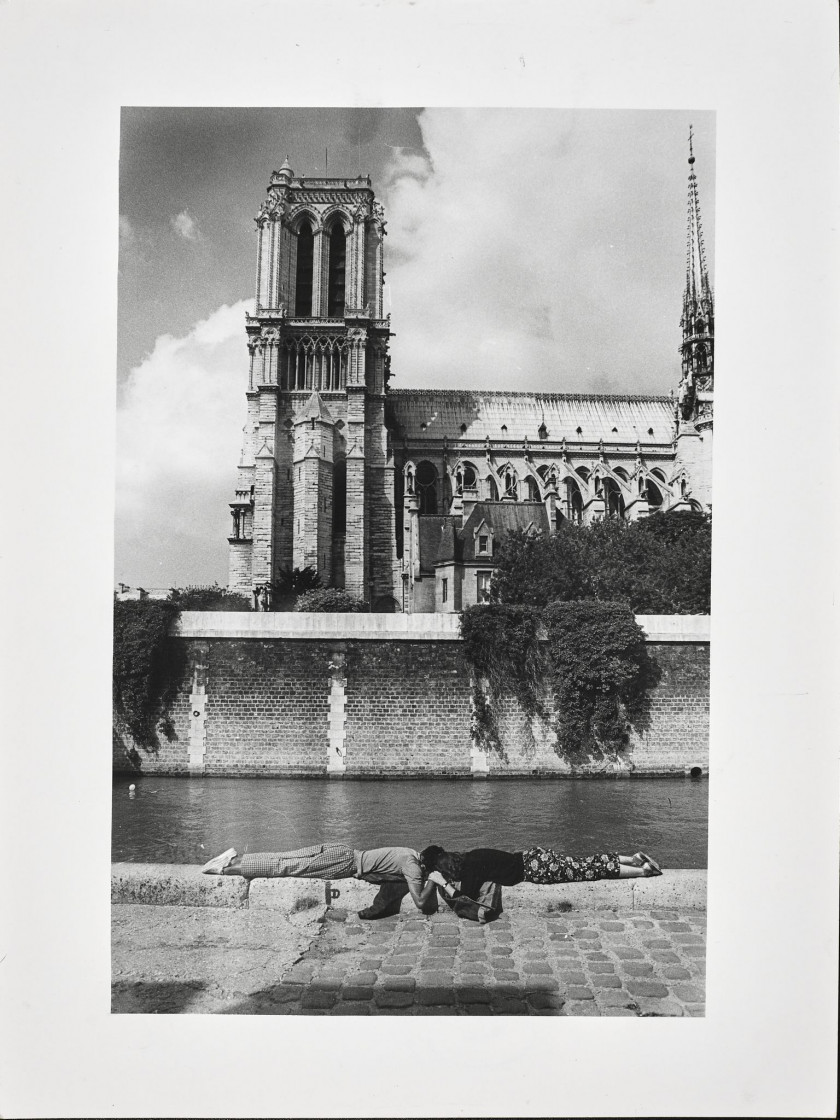 Willy RONIS 1910 - 2009 Quai de Montebello - Paris, 1987 Épreuve argentique d'époque (tirée par Willy Ronis en 1987)