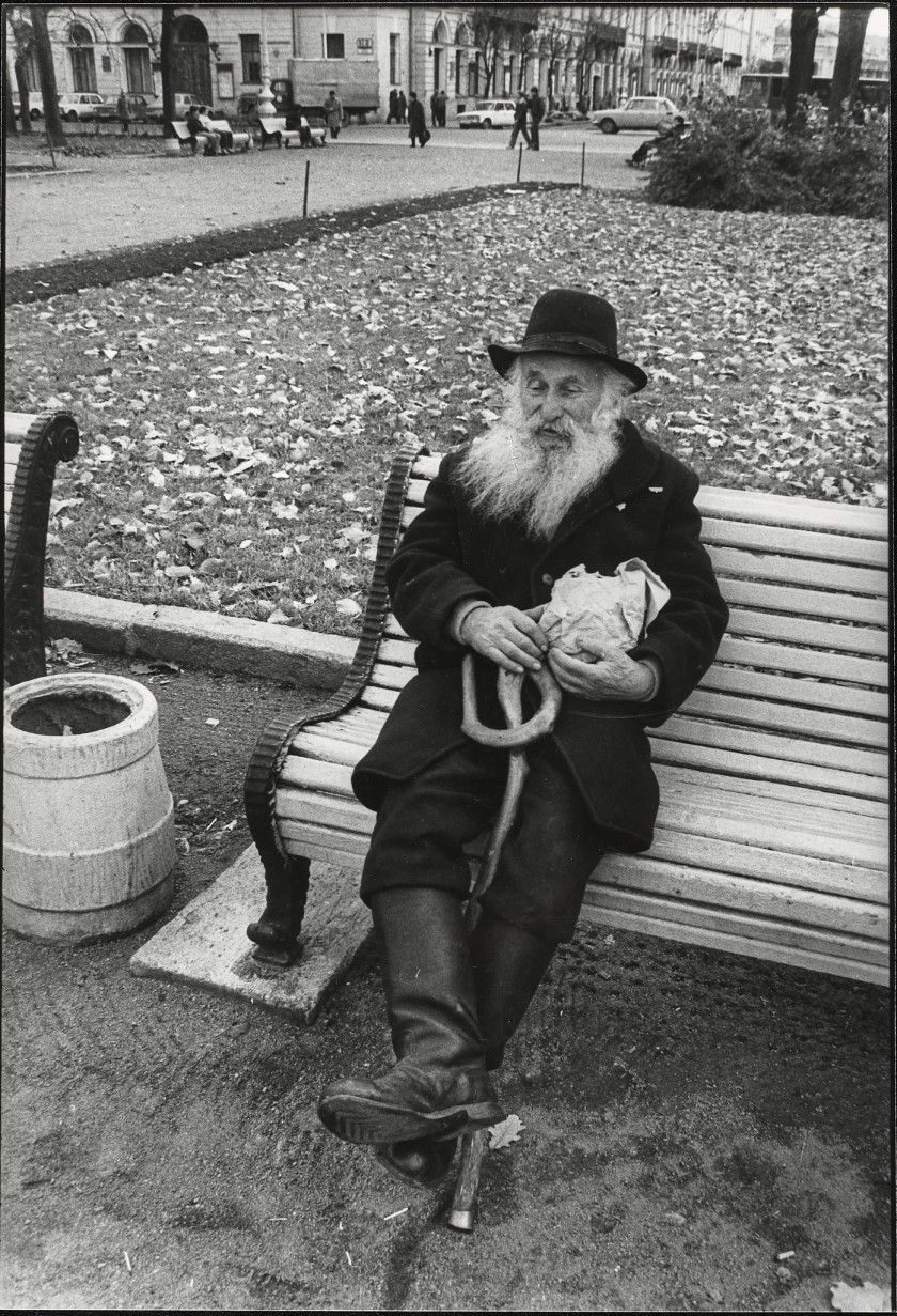 Willy RONIS 1910 - 2009 Leningrad, 1986 - Au square des Arts, M. Perov, centenaire - Exposition technologique à Smolny - Enfant russ...