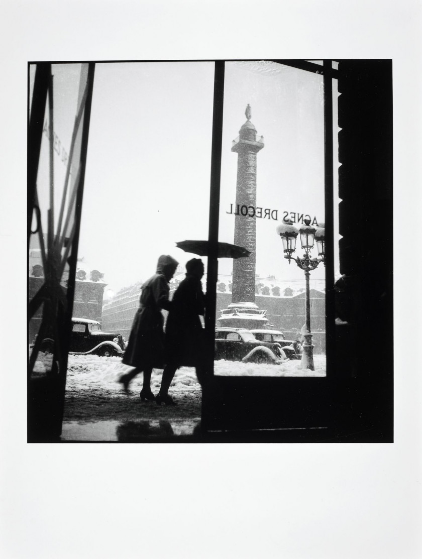 Willy RONIS 1910 - 2009 Place Vendôme - Paris, 1946 Épreuve argentique (c. 1990)