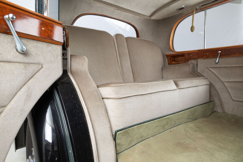 1939 Daimler ELS 24 Limousine avec séparation par Windovers Ltd  No reserve