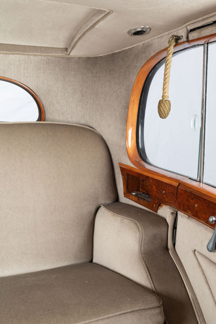 1939 Daimler ELS 24 Limousine avec séparation par Windovers Ltd  No reserve