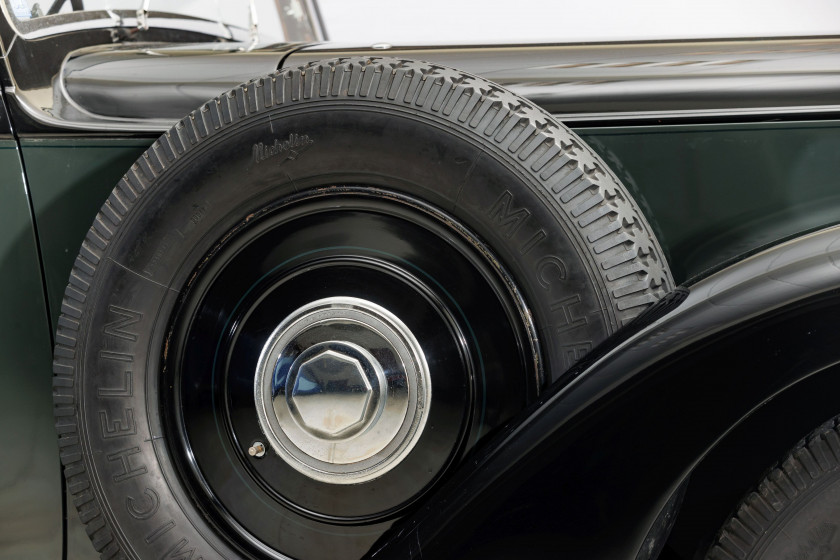 1939 Daimler ELS 24 Limousine avec séparation par Windovers Ltd  No reserve