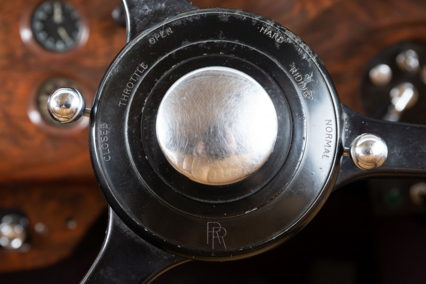 1952 Rolls-Royce Silver Wraith berline avec separation par Freestone & Webb  No reserve