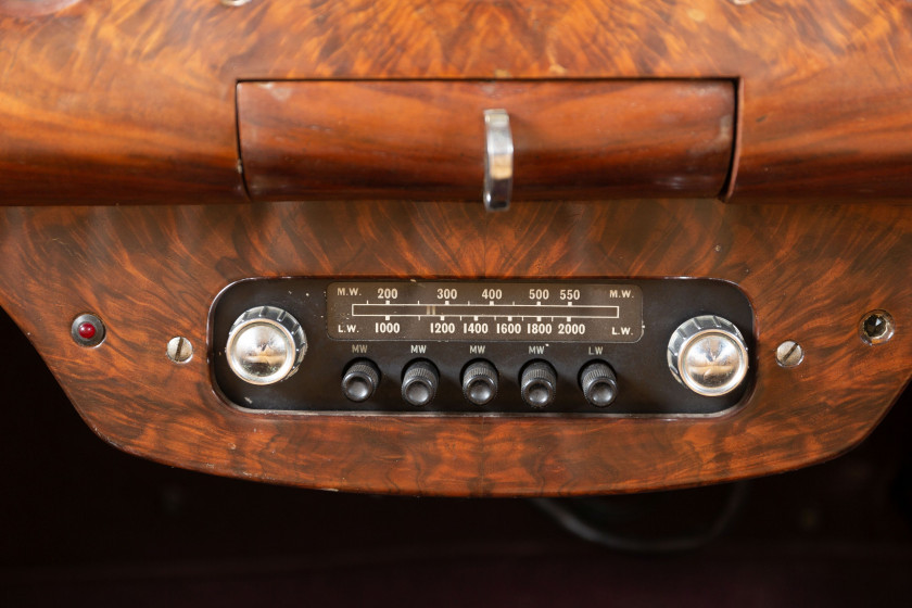 1952 Rolls-Royce Silver Wraith berline avec separation par Freestone & Webb  No reserve