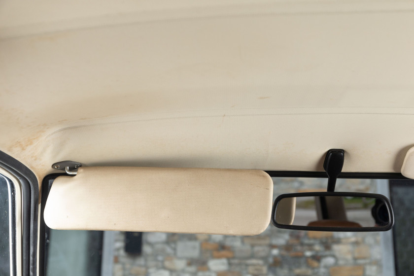 c.1975 Mazda 1000 berline  No reserve