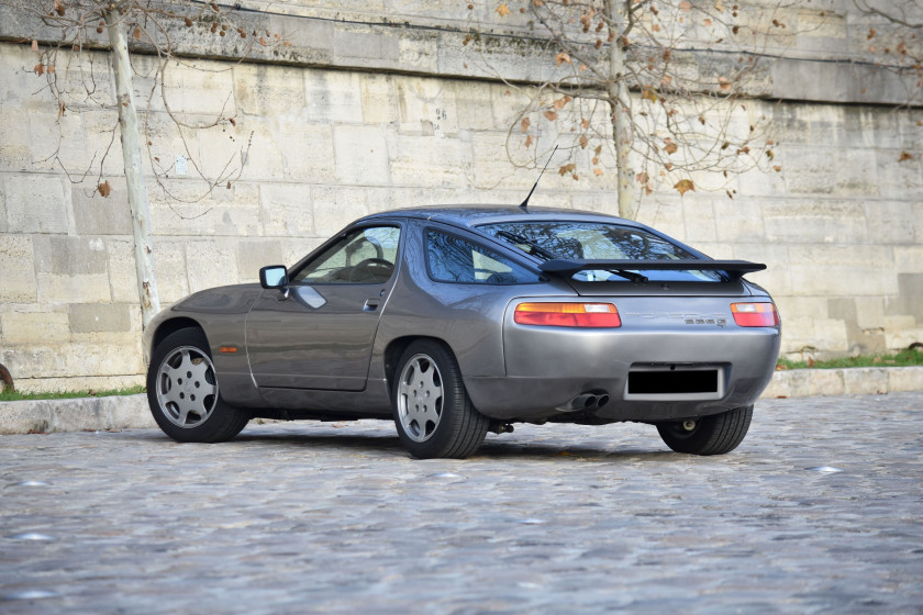 1989 Porsche 928 GT  No reserve