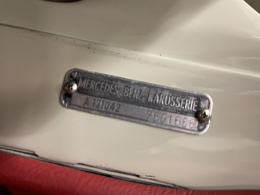 1957 Mercedes-Benz 190 SL  No reserve