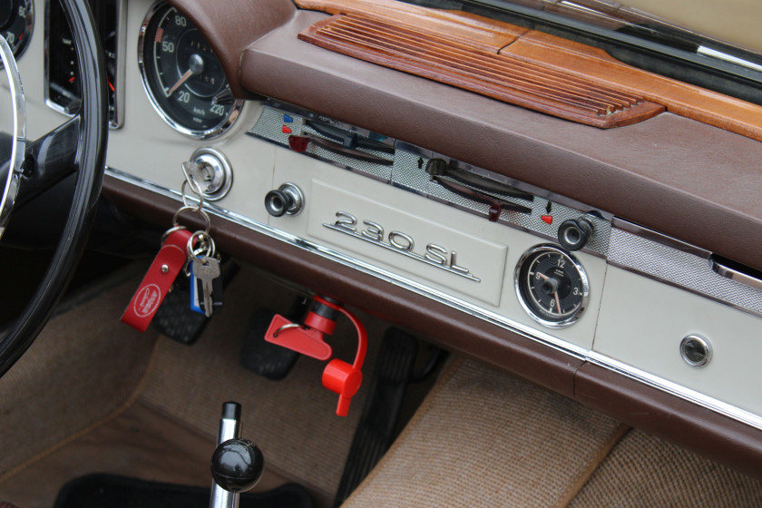 1966 Mercedes-Benz 230 SL Pagode  No reserve