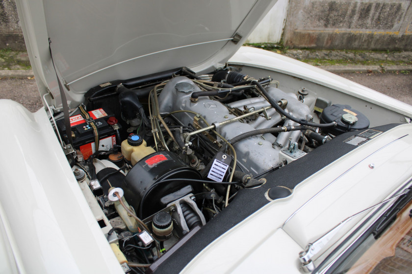 1966 Mercedes-Benz 230 SL Pagode  No reserve