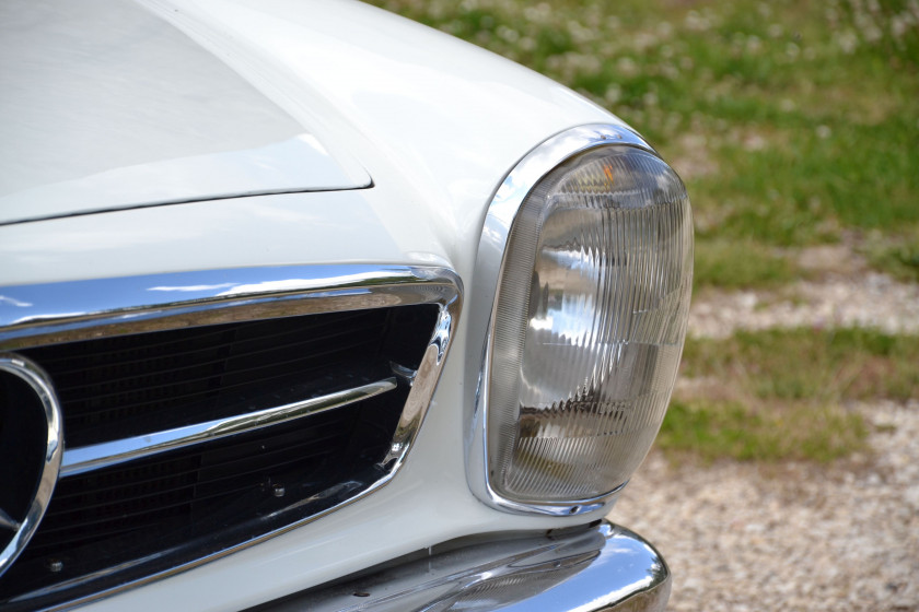 1968 Mercedes-Benz 280 SL avec Hard-top