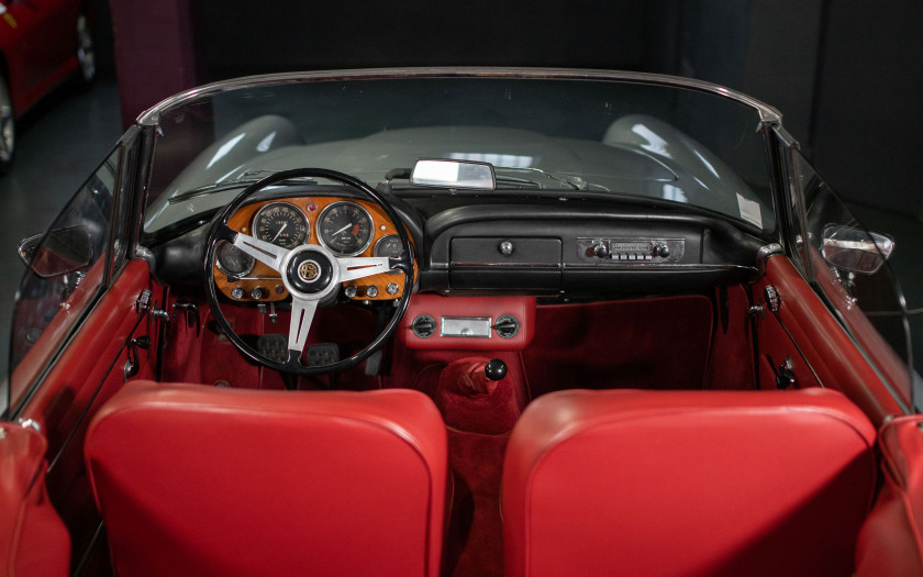 1963 Alfa Romeo 2600 Spider Touring