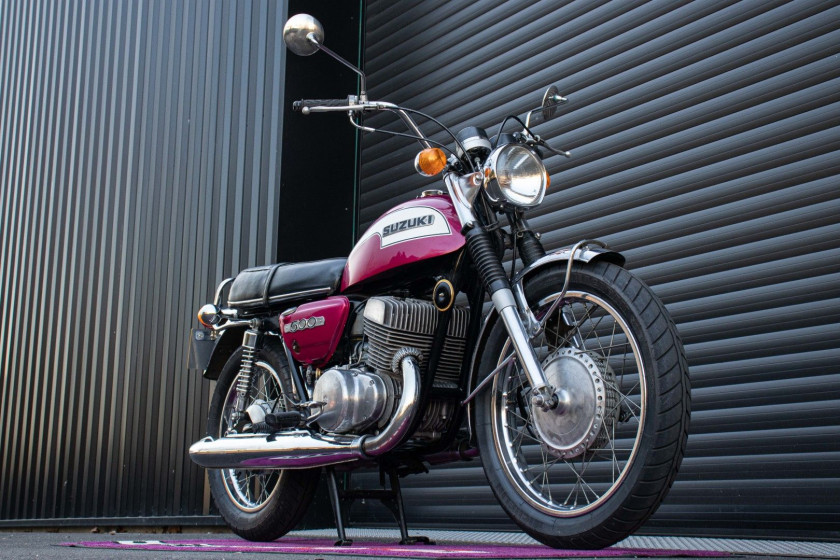 1972 Suzuki T500  No reserve