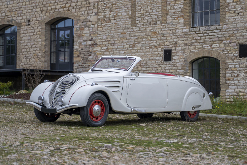 1938 Peugeot 402 Éclipse "coupé-cabriolet transformable"