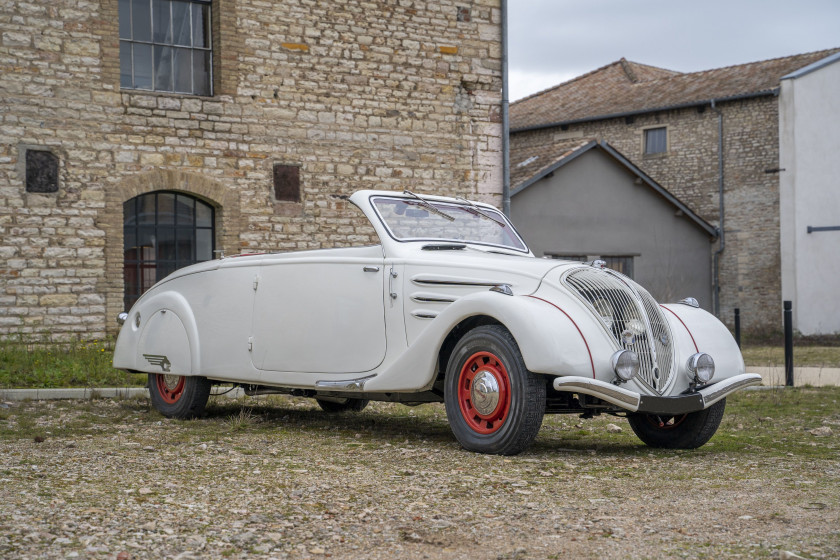 1938 Peugeot 402 Éclipse "coupé-cabriolet transformable"