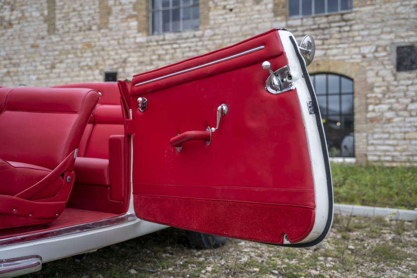 1938 Peugeot 402 Éclipse "coupé-cabriolet transformable"