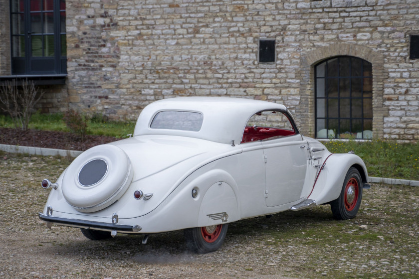 1938 Peugeot 402 Éclipse "coupé-cabriolet transformable"